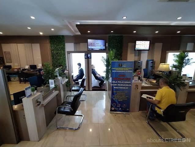Imigrasi Cirebon Hadirkan Pelayanan Paspor Simpatik IRON di Immigration Lounge Grage City Mall